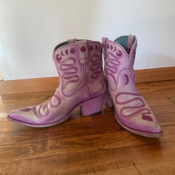 PSKAUFMAN Pink stitched ankle boots size 9.5 - Picture 1 of 6